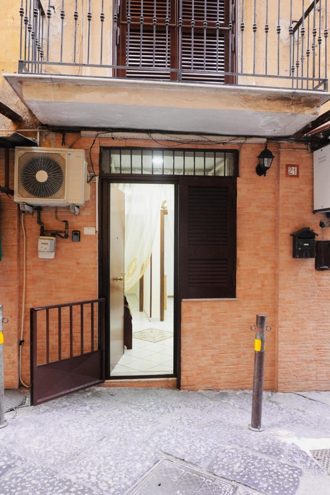 Apartmán La Casa Di Nancy Next Plebiscito Neapol Exteriér fotografie